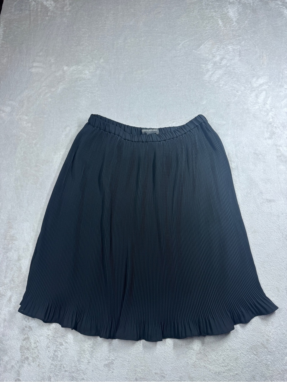 Banana Republic Factory Accordion Pleated Ruffle Hem Black Mini Skirt XS Petite
